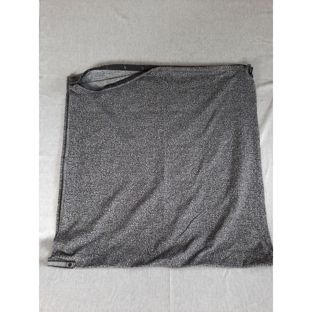 Gray Stretchable‎ Batik Pattern Buttons Mother's Breastfeeding Blanket/Cover